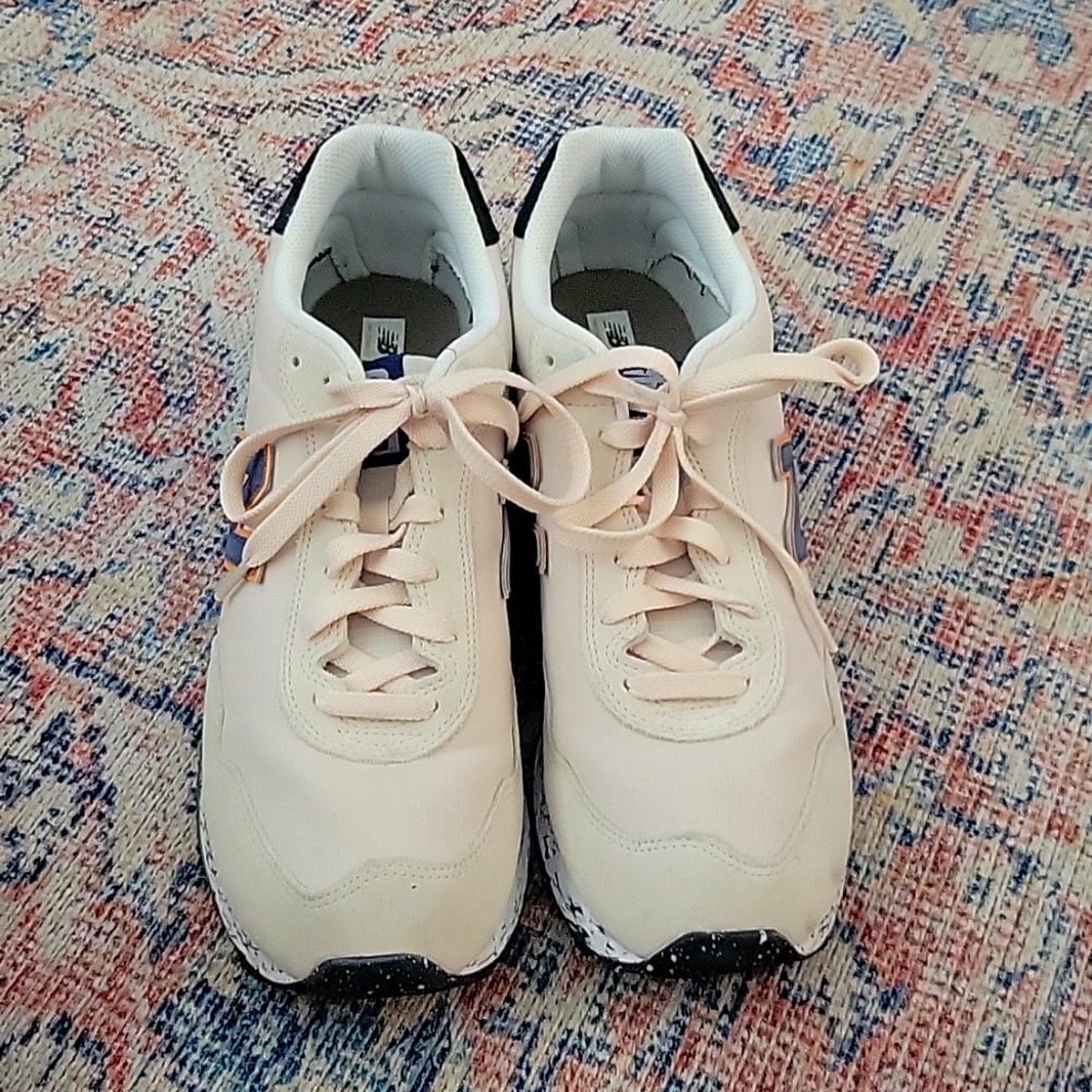 Mens shoes